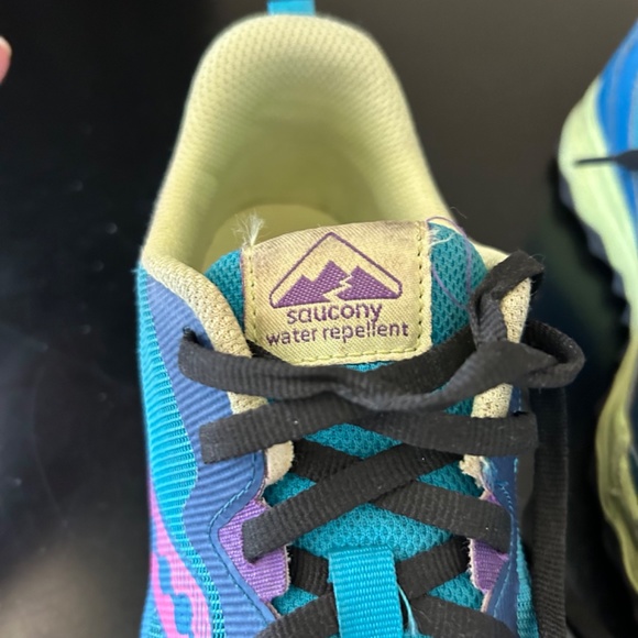 Peregrine 11 Shield Trail - Running Shoes-Kids Size 4.5M - Picture 7 of 10